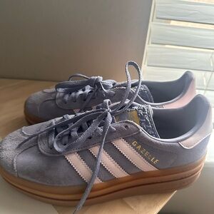 Adidas Gazelle Women's Sneakers - size 5 big kids, size 7 women’s